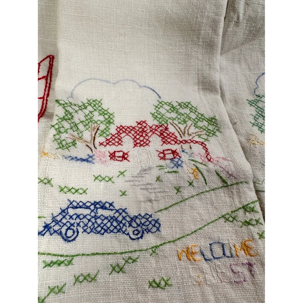 Hand Embroidered Linen Hand Towels Set of 3 Welcome Guest Cottagecore 12x18 vtg